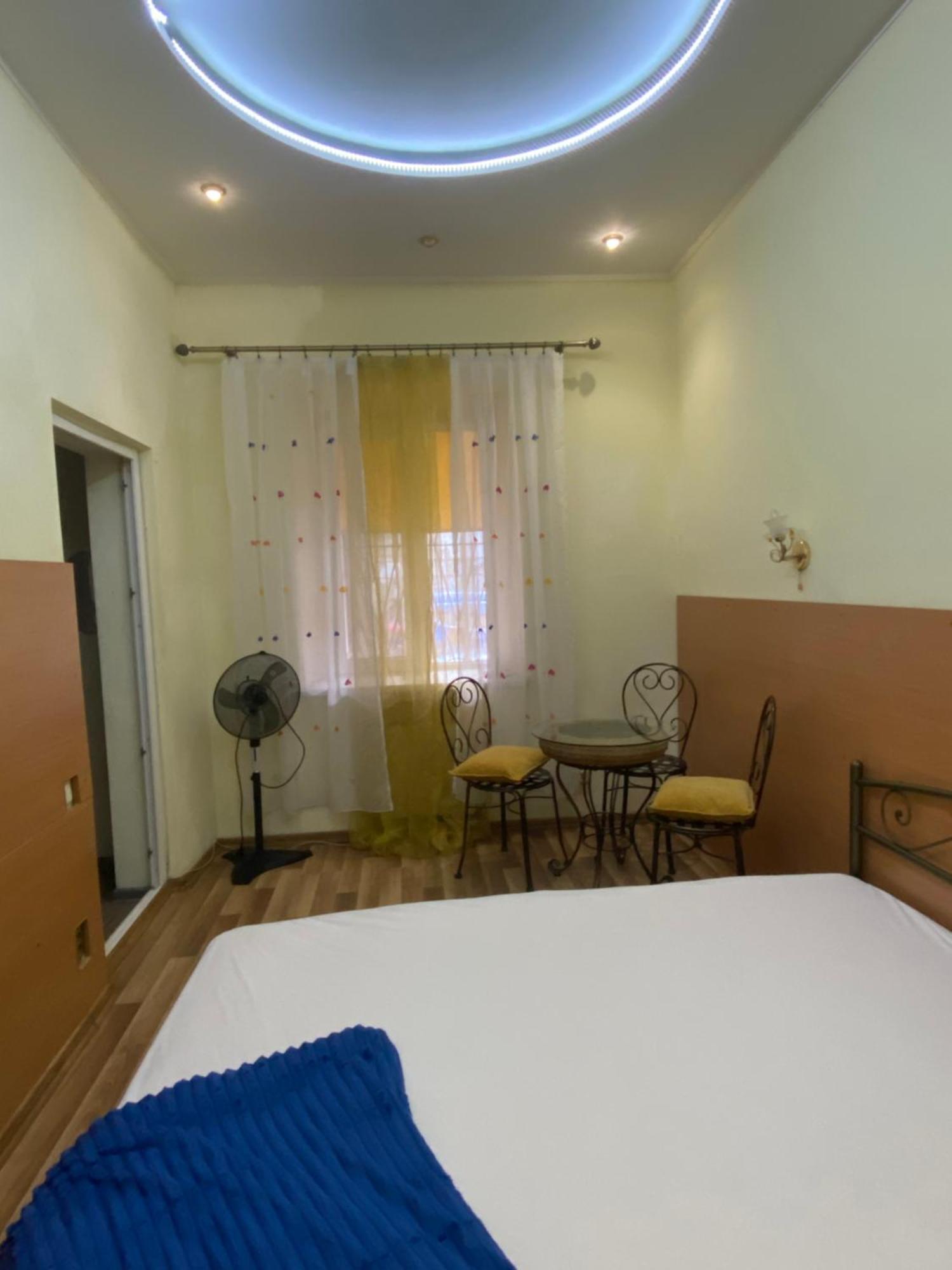 Aleksandr Apartment Odessa Luaran gambar
